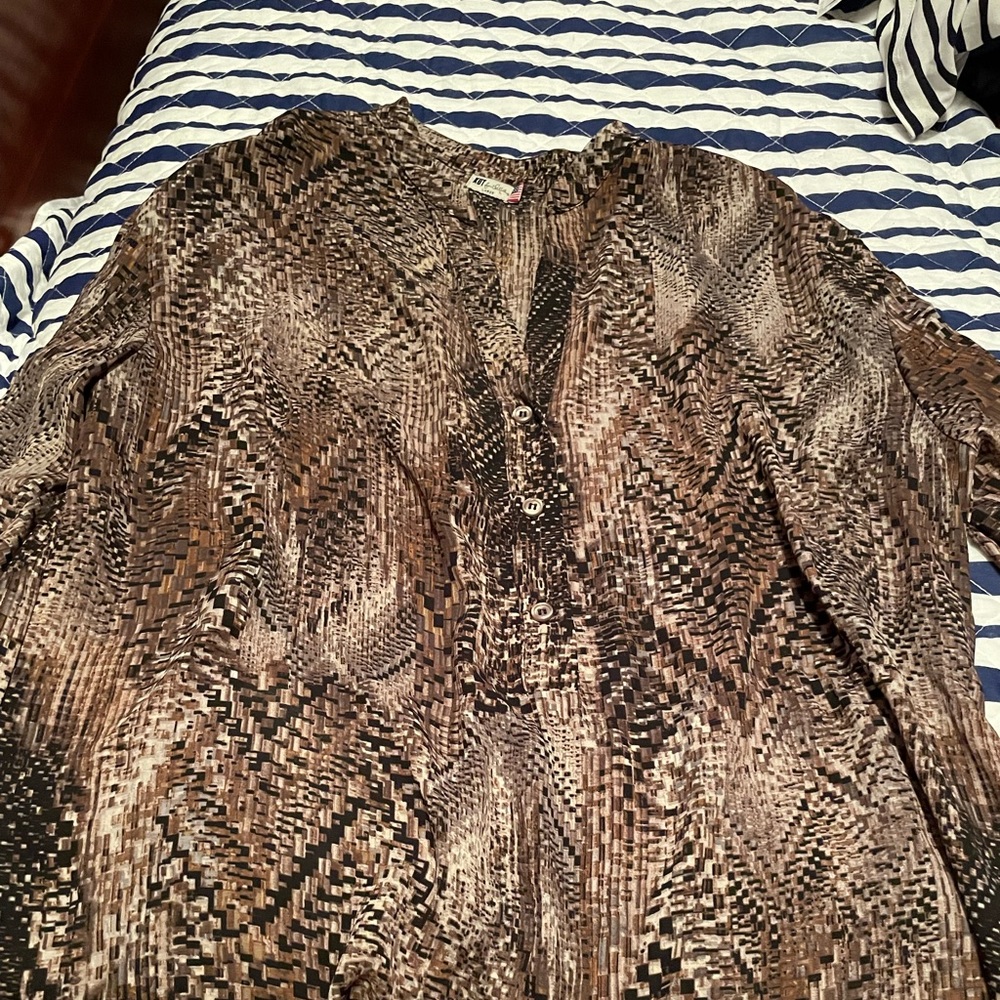 Kit from the cloth sheer long sleeve dress shirt size large